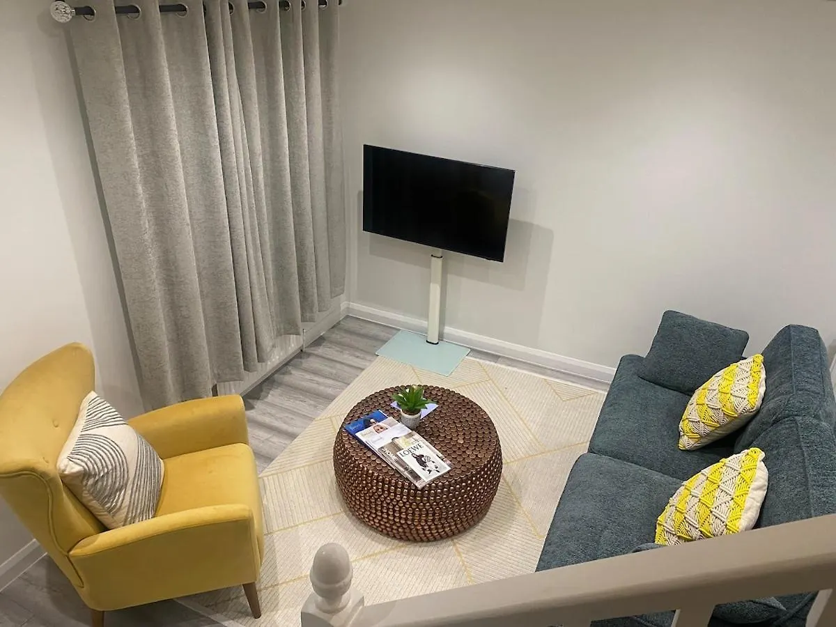 Holiday home The Quiet Space London